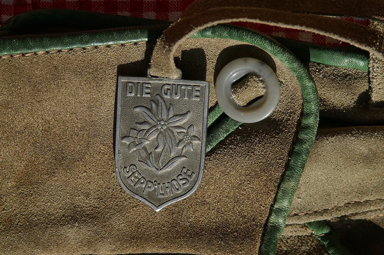 Cartera Sportwear Cuero Café Oscuro